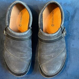 Merrell Dassie Buckle Slip-on